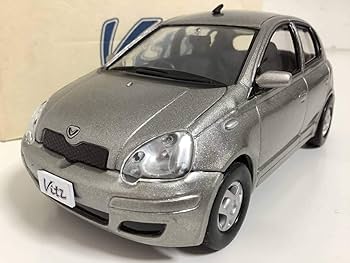 TOYOTA Vitz 1/24 ミニカー 13台 TOYOTA Vitz 1/24 ミニカー 13台 TOYOTA Vitz 1/24 ミニカー 13台